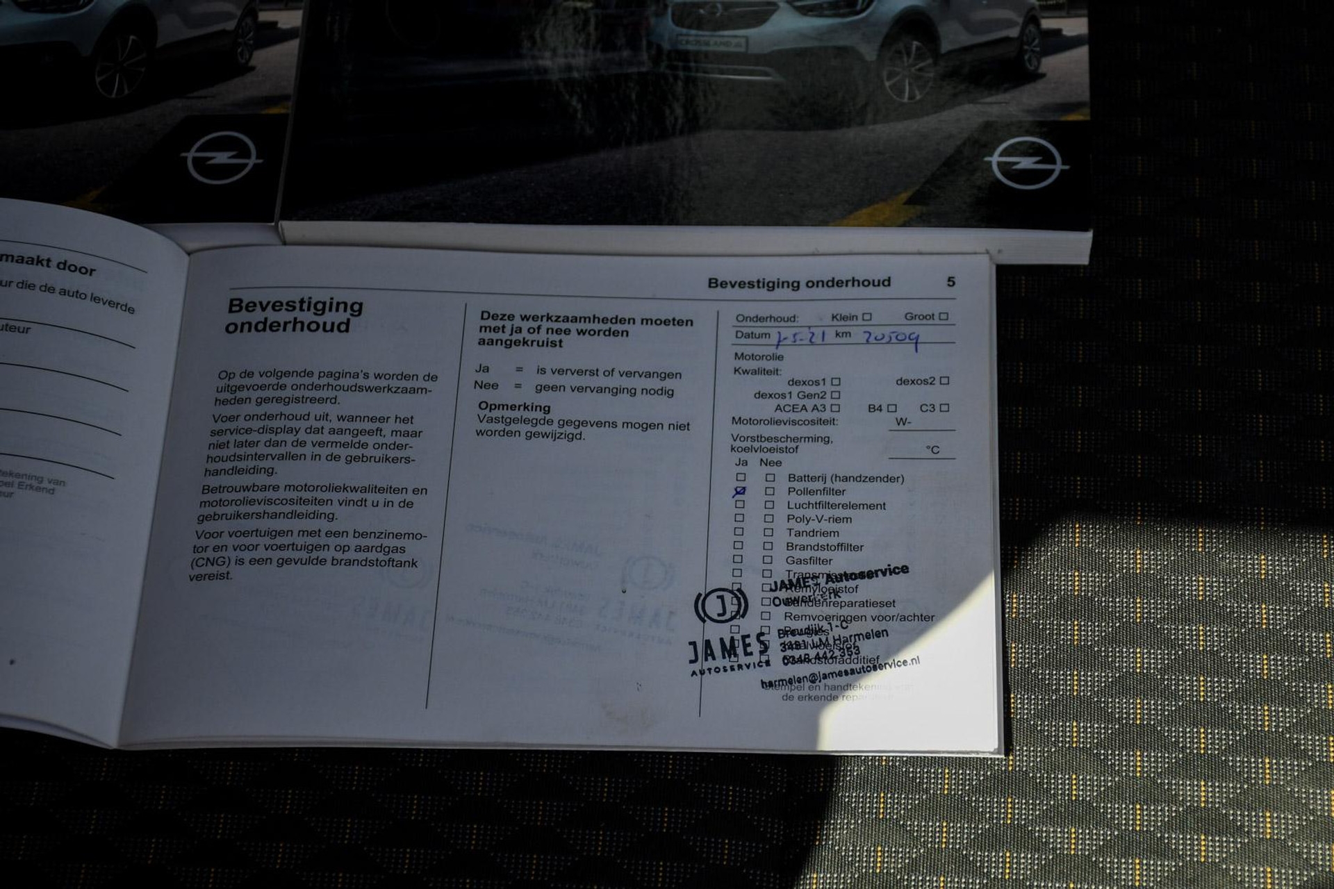 43931422-33.jpg