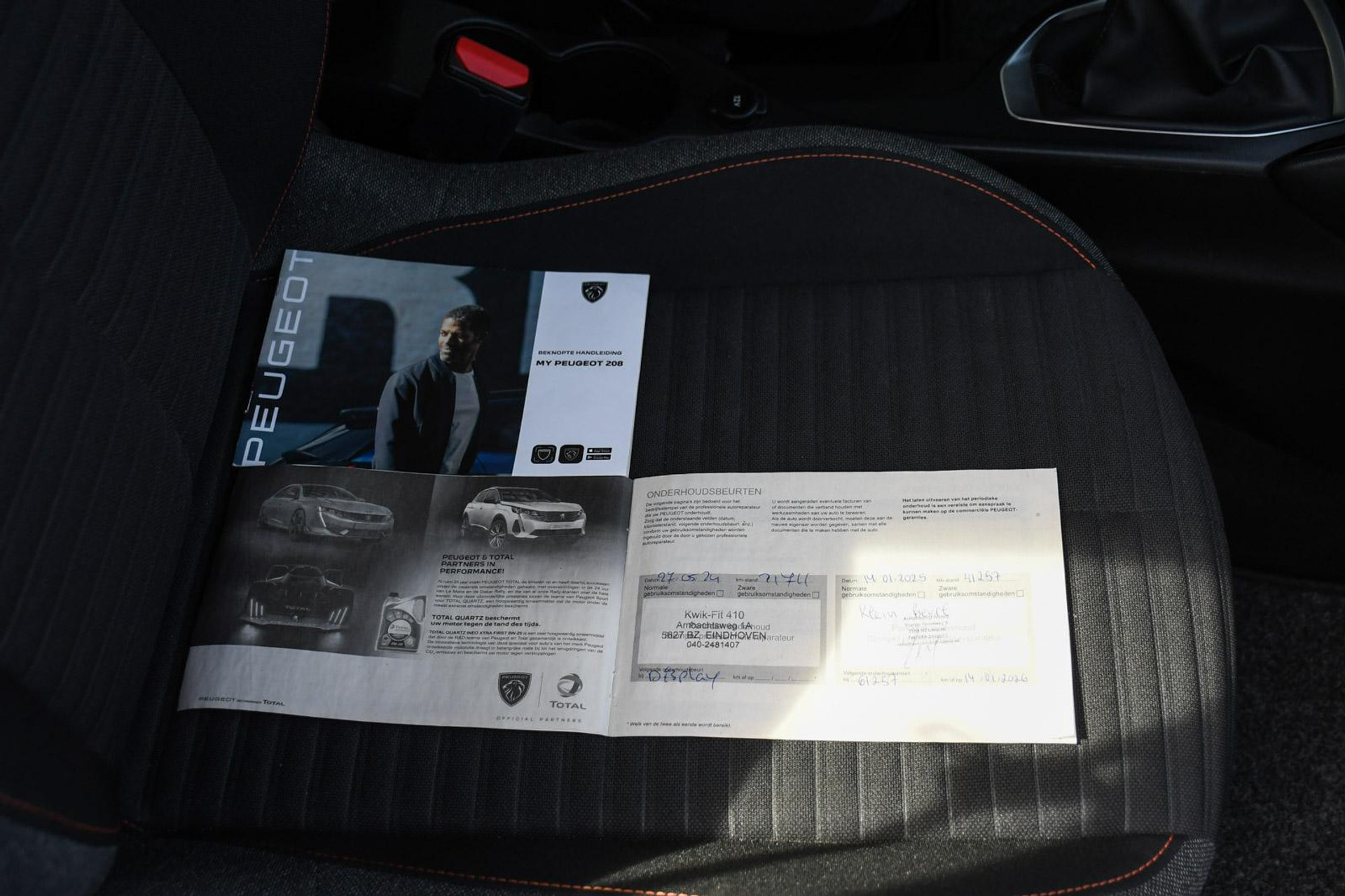 44193522-28.jpg